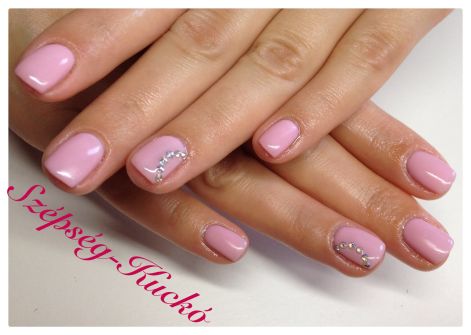 Crystal Nails - Gel-Lac  / Szépség-Kuckó