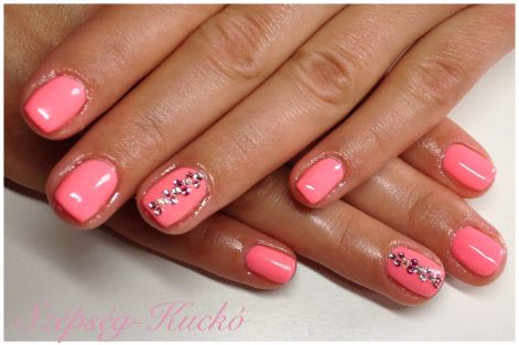 Crystal Nails - Gel-Lac  / Szépség-Kuckó